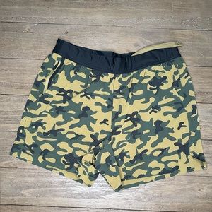 Ten Thousand Interval Short